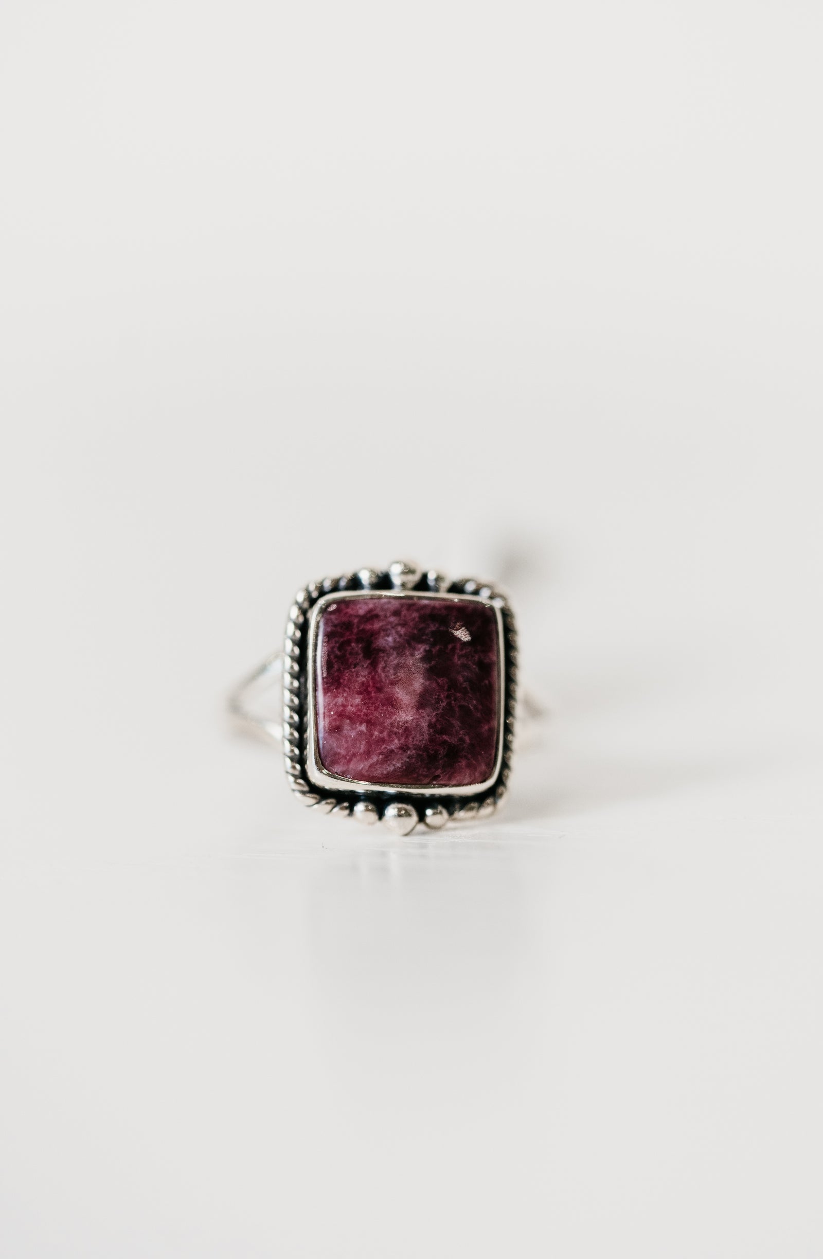 Auburn Ring | Spiny Oyster