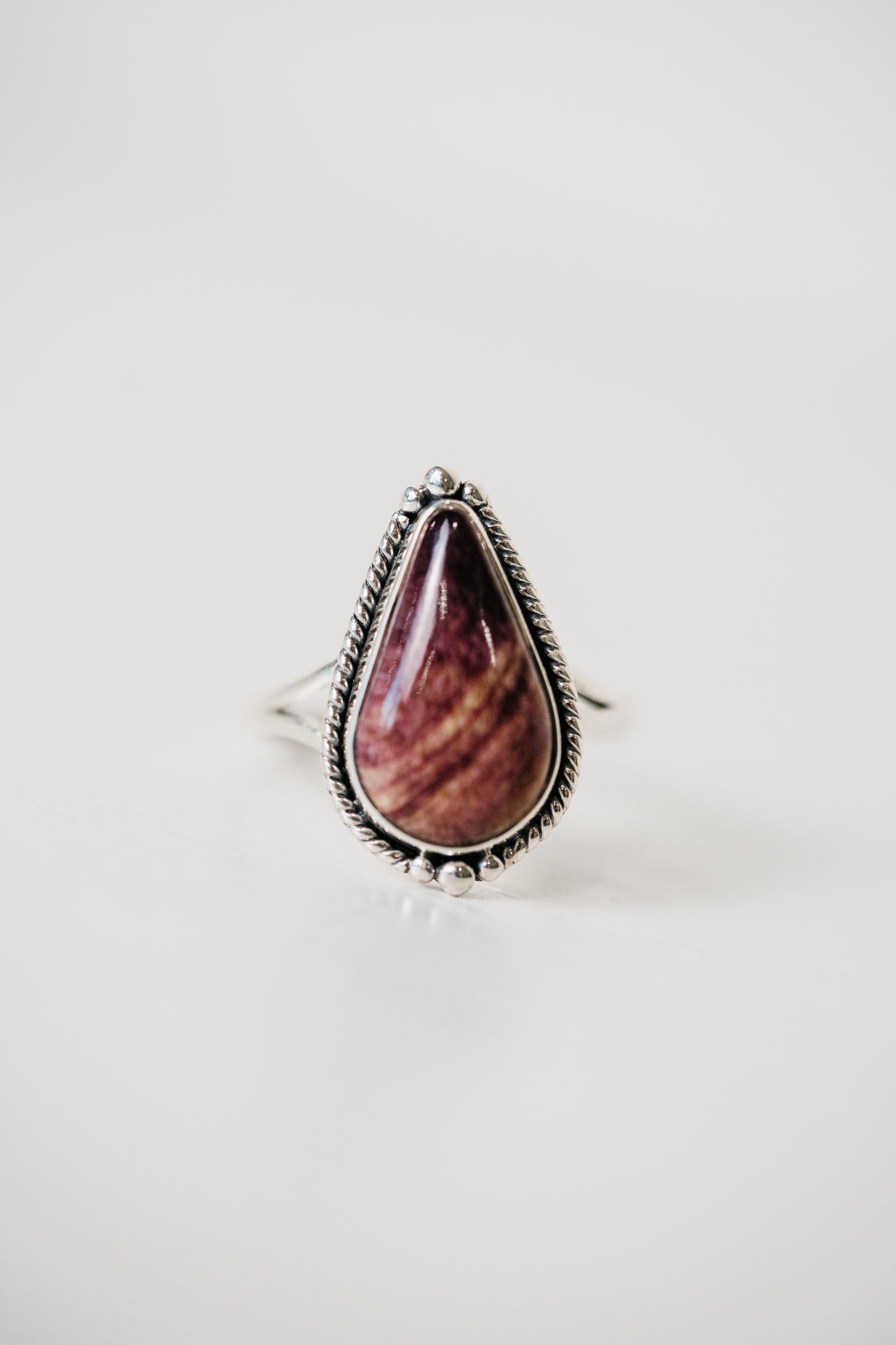 Auburn Ring | Spiny Oyster