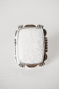 Xenia Ring | White Scolecite