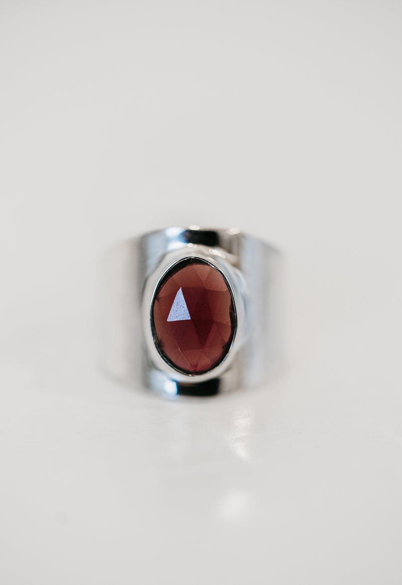 Lian Ring | Red Garnet