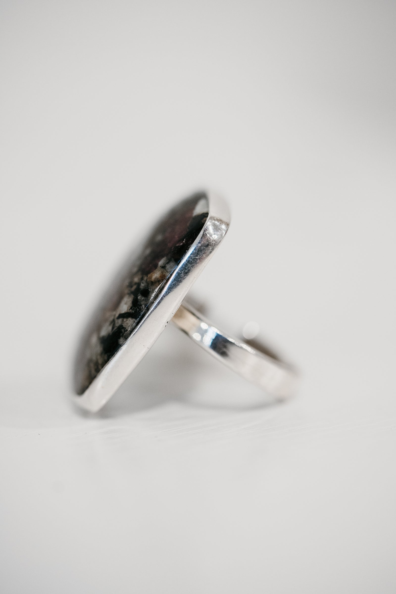 Danya Ring | #2 | Ruby Zoisite