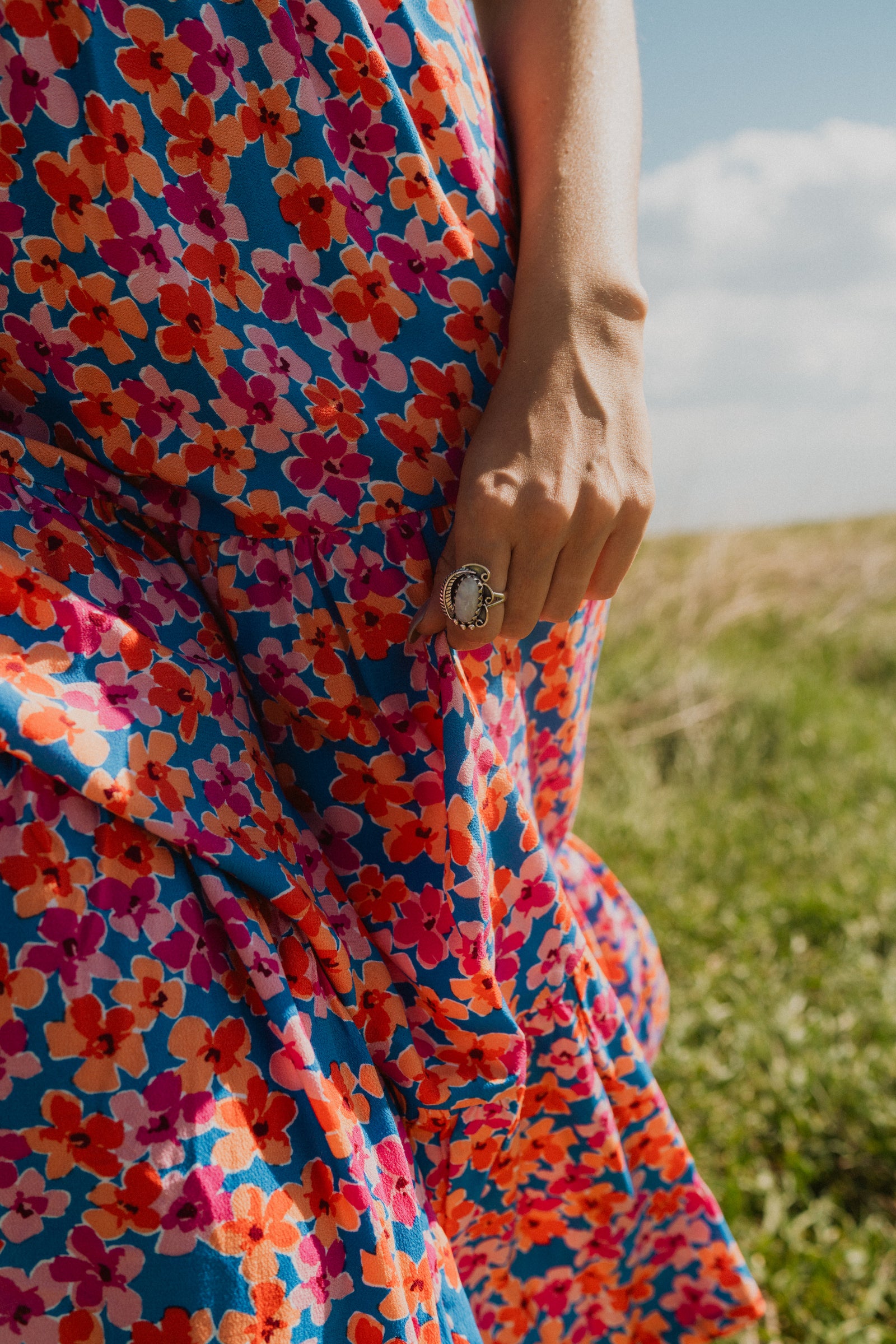 Islander Ring | Rainbow Moonstone