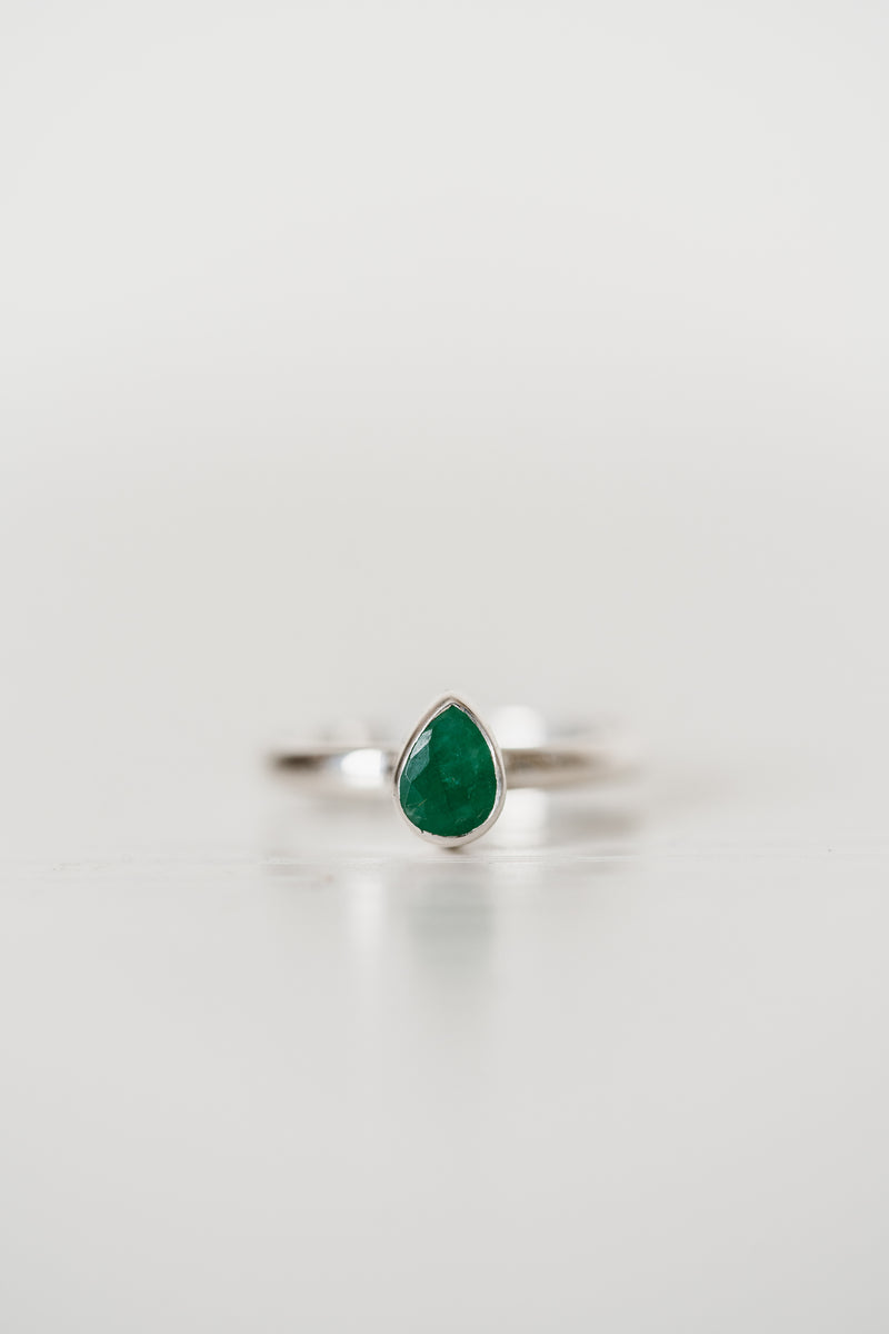 Azar Ring | Emerald