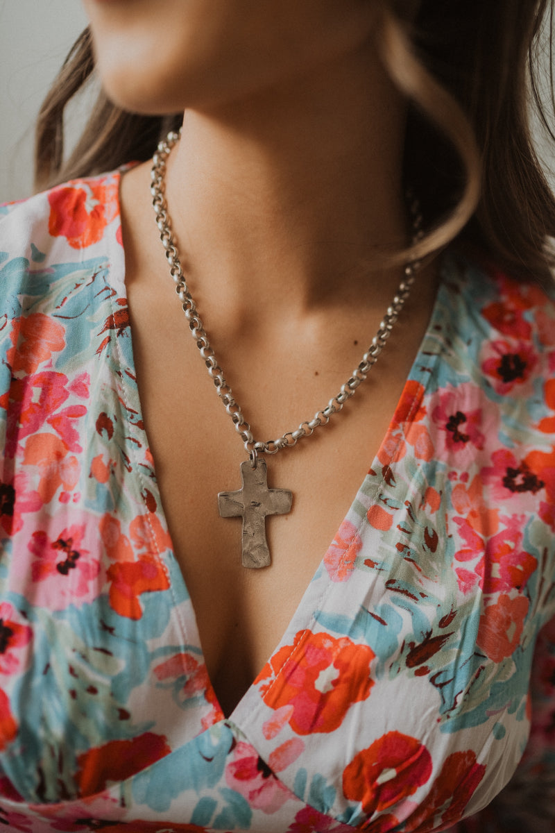 Dahna Cross Necklace