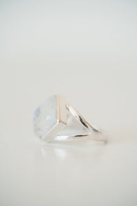 Nella Ring | Rainbow Moonstone