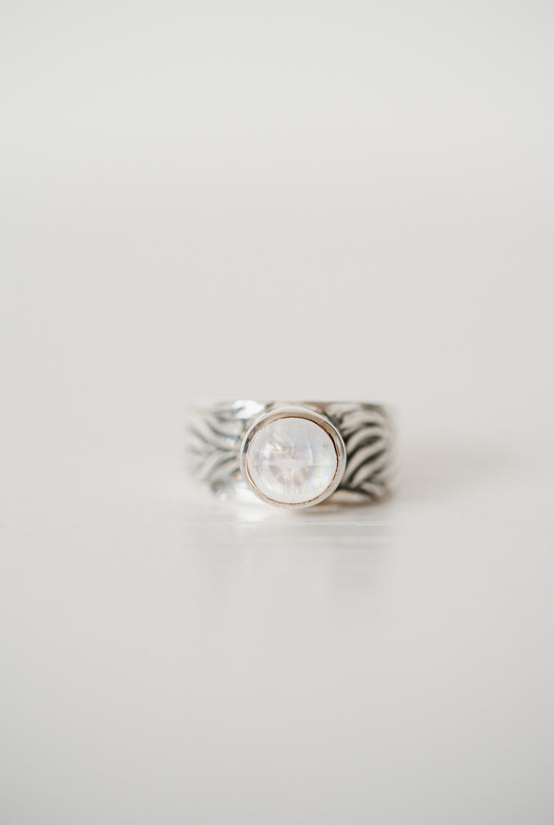 Carly Ring | Rainbow Moonstone