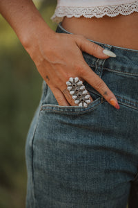 Seneca Ring | Howlite + Black Onyx