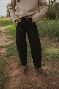 Alma Barrel Jeans