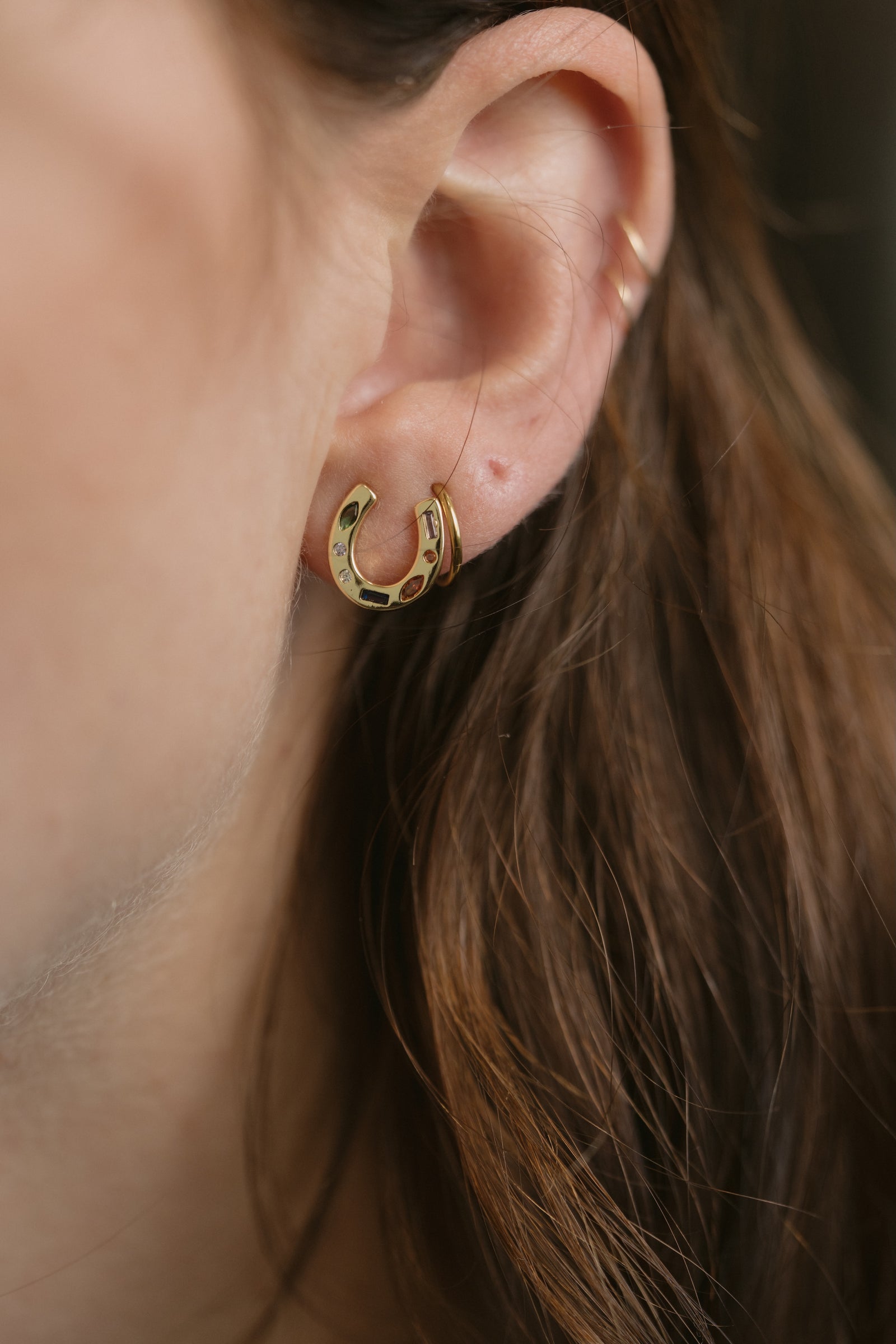Addi Horseshoe Studs