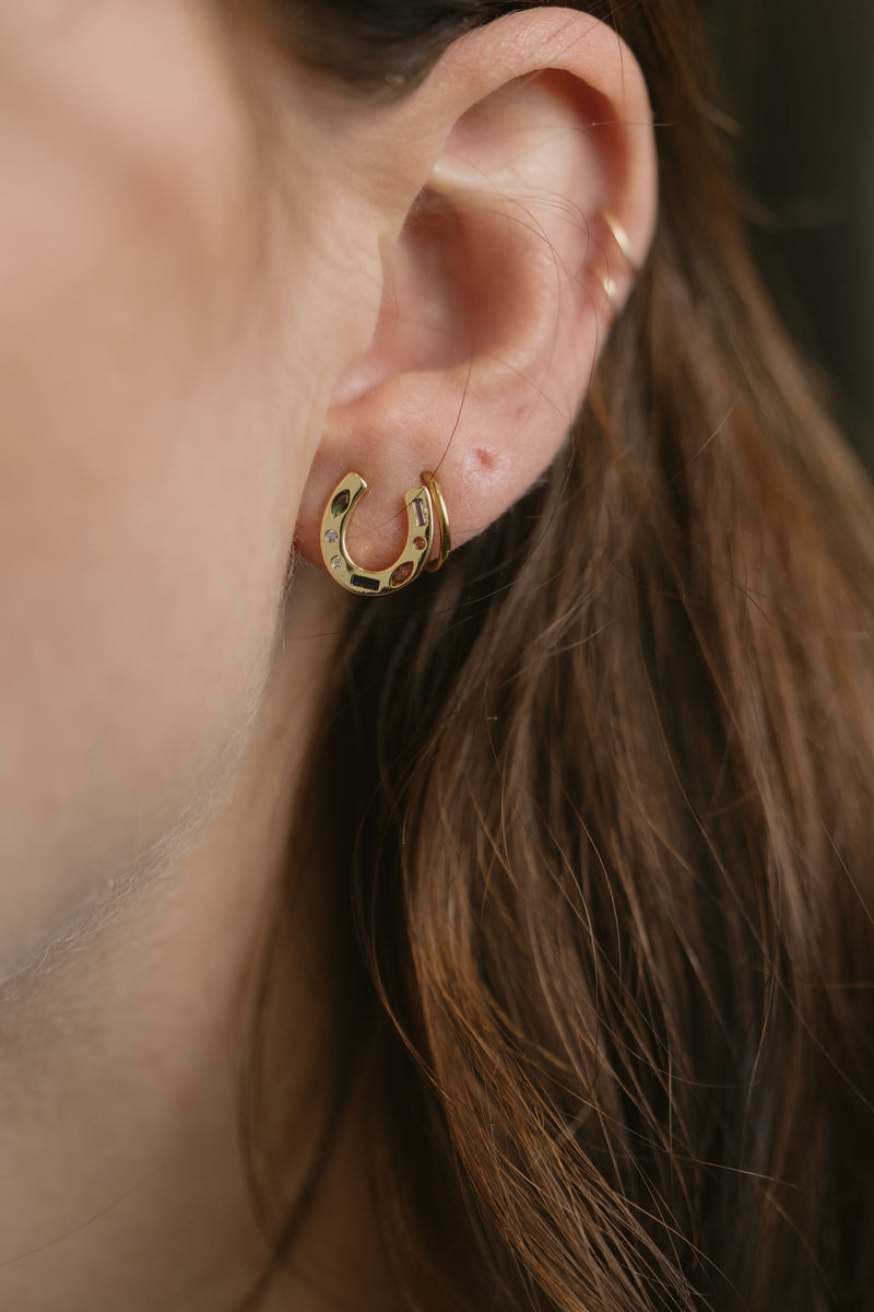 Addi Horseshoe Studs