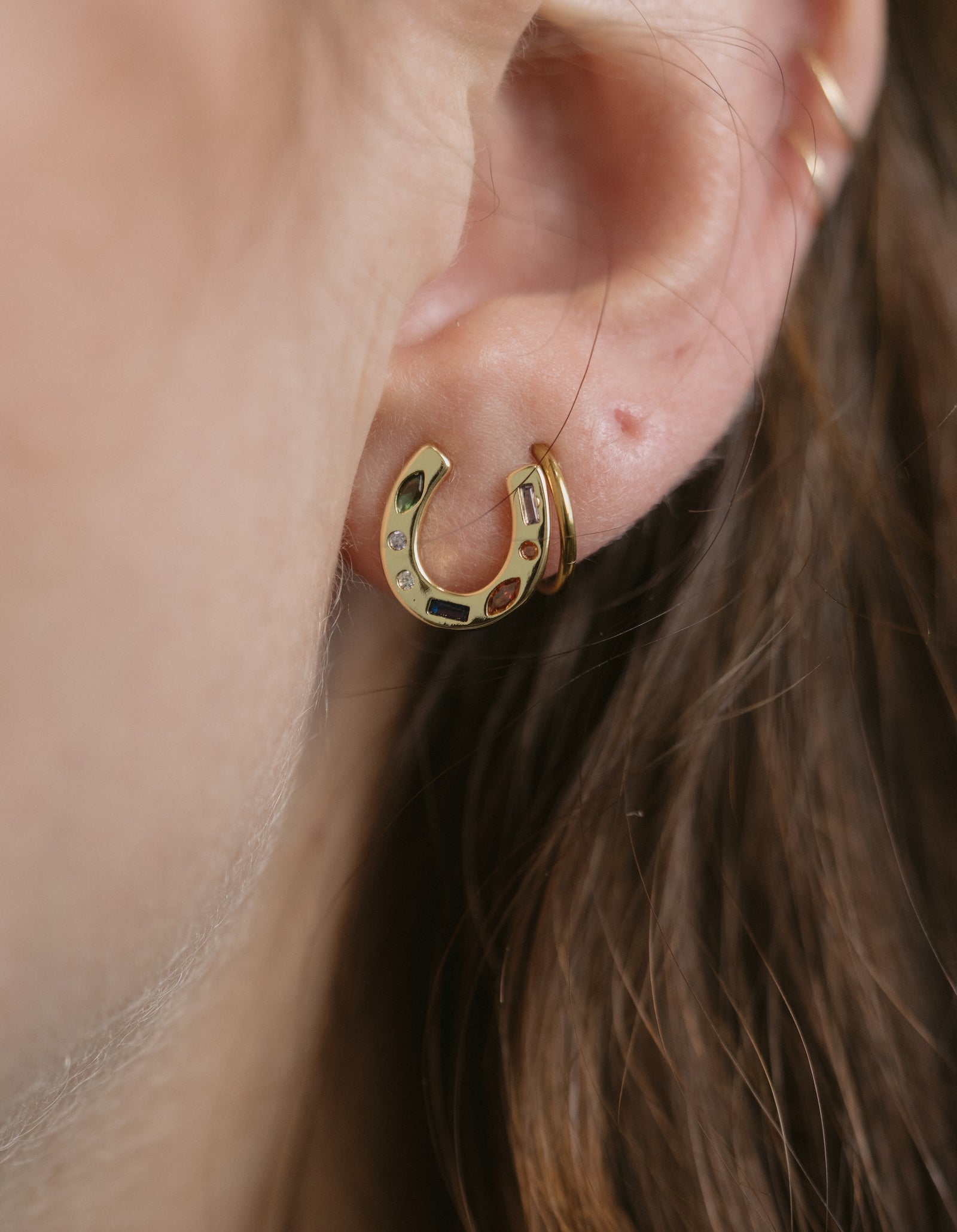 Addi Horseshoe Studs