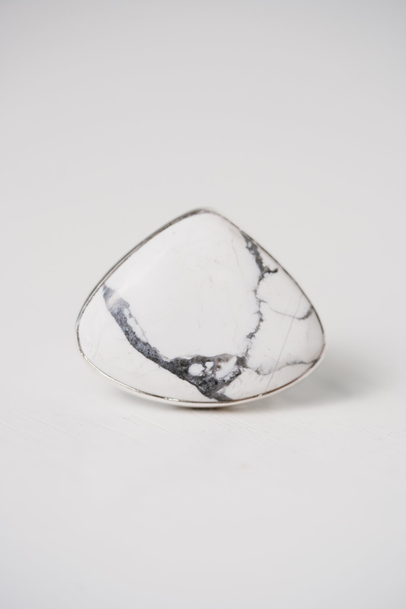 Lindsay Ring | #2 | Howlite