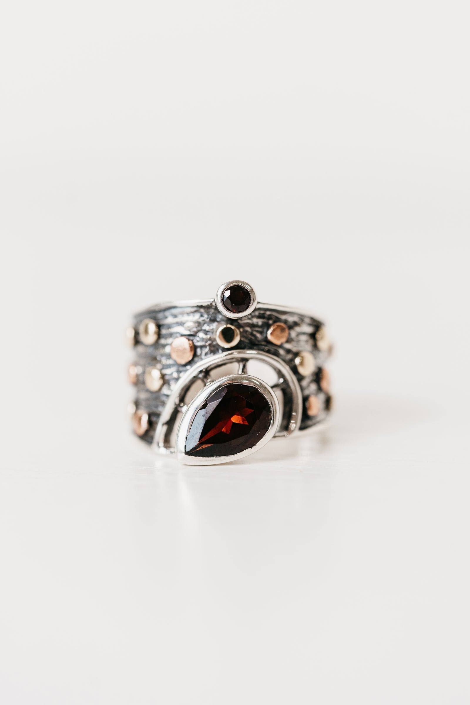 Teodora Ring | Red Garnet