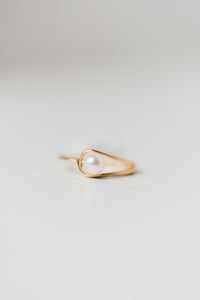 Porsha Ring | Pearl