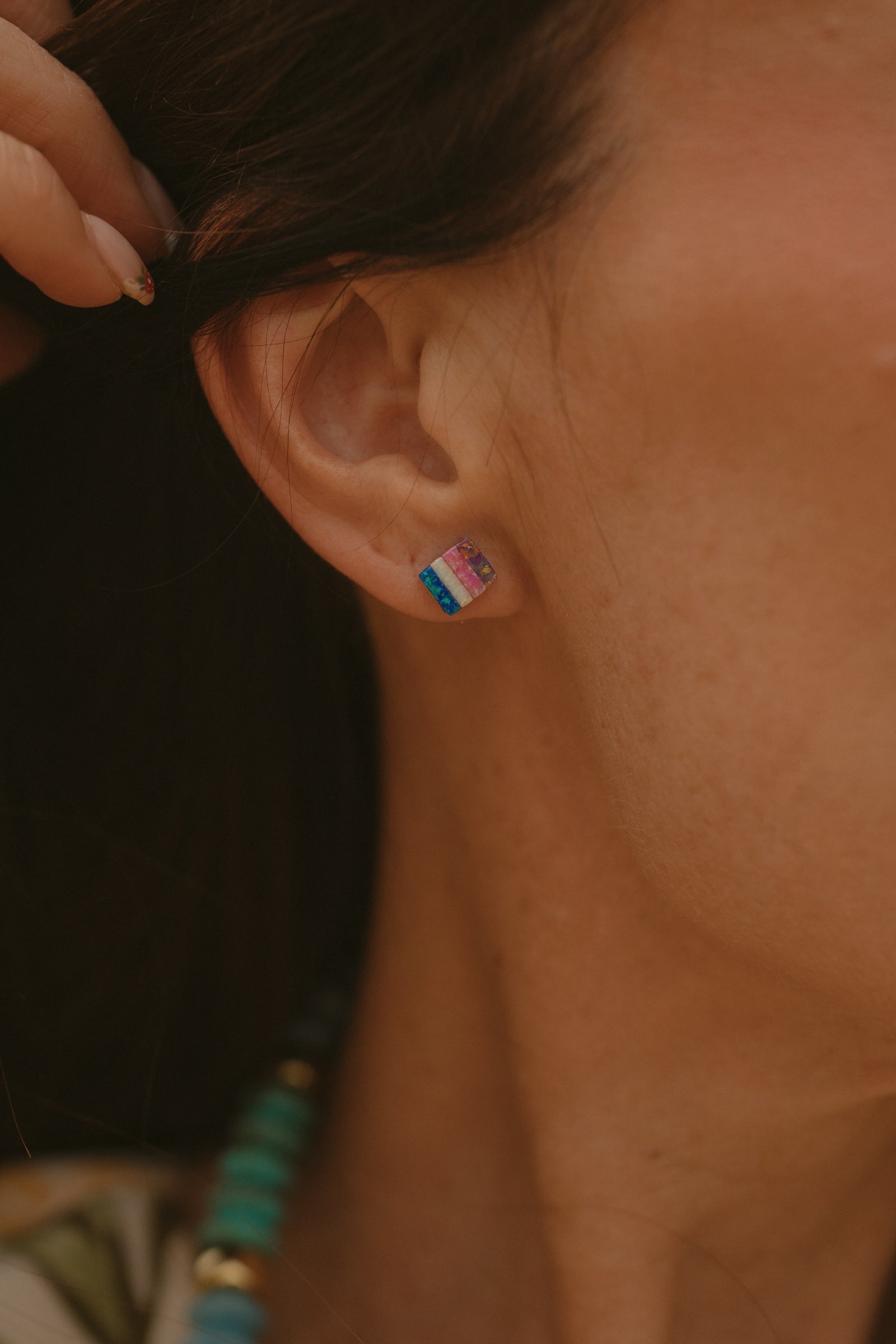 Ivina Studs