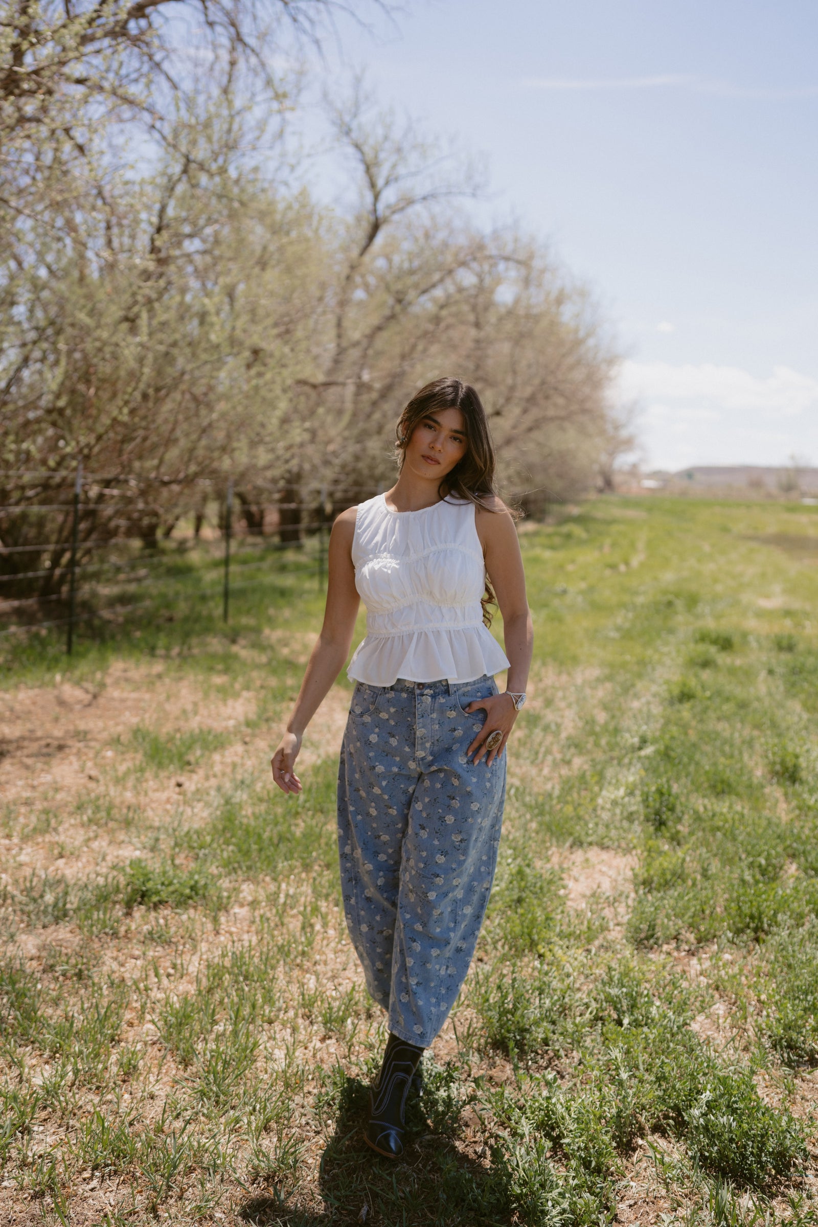 QT Flower Barrel Jeans