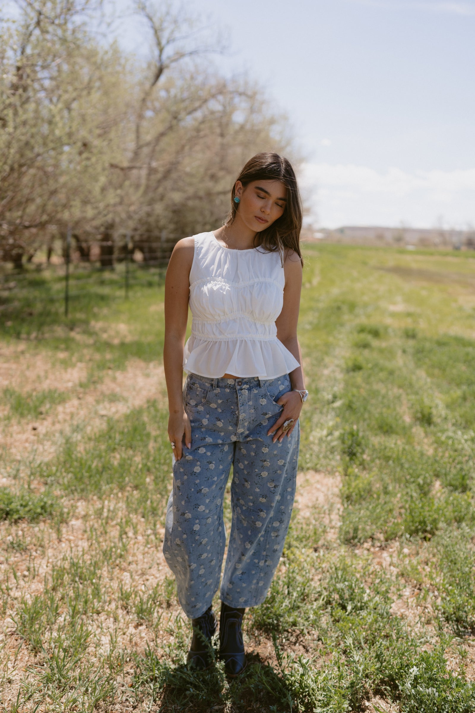 QT Flower Barrel Jeans