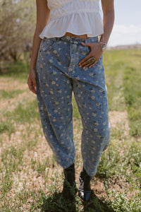 QT Flower Barrel Jeans