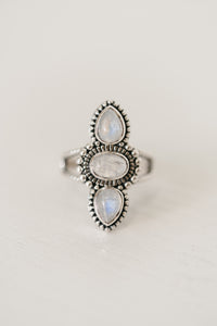 Nanaka Ring | Moonstone