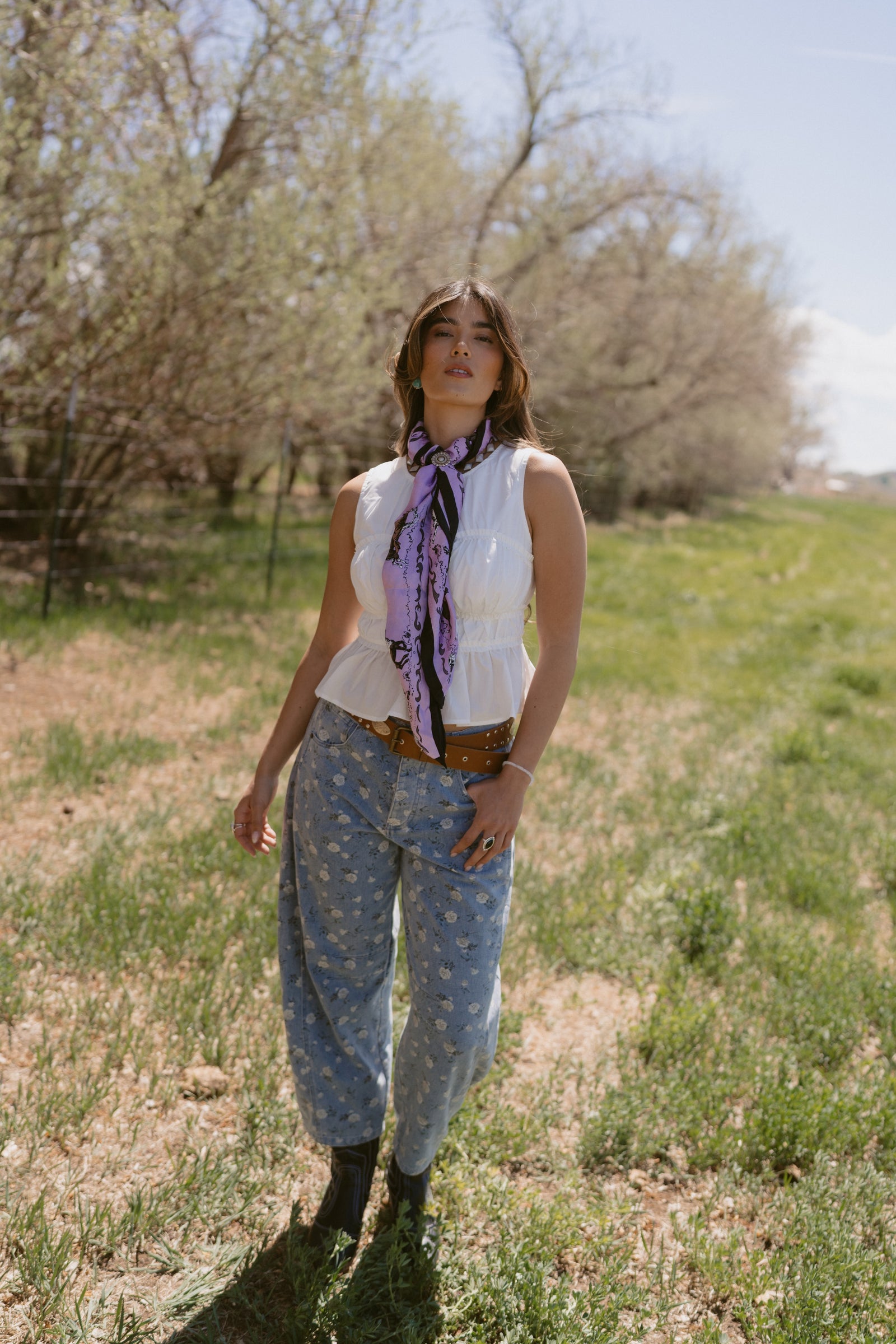 QT Flower Barrel Jeans