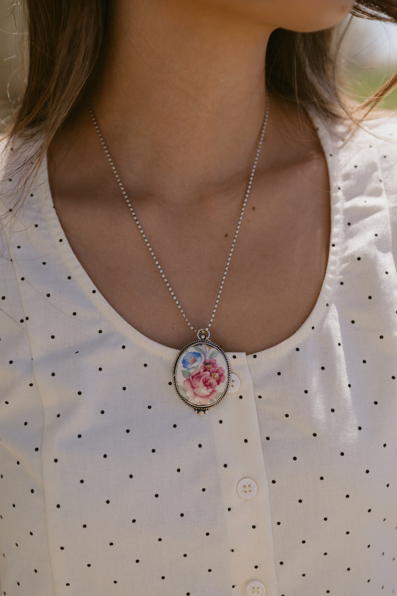 Lantana Necklace