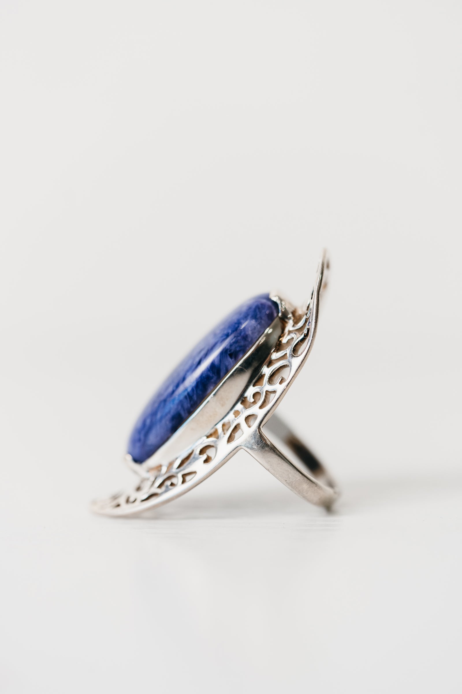 Larson Ring | Purple Charoite