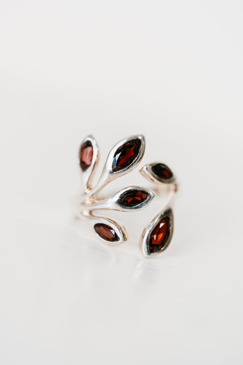 Blythe Ring | Red Garnet