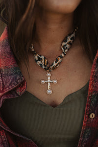 Going Cheetah Girl Necklace