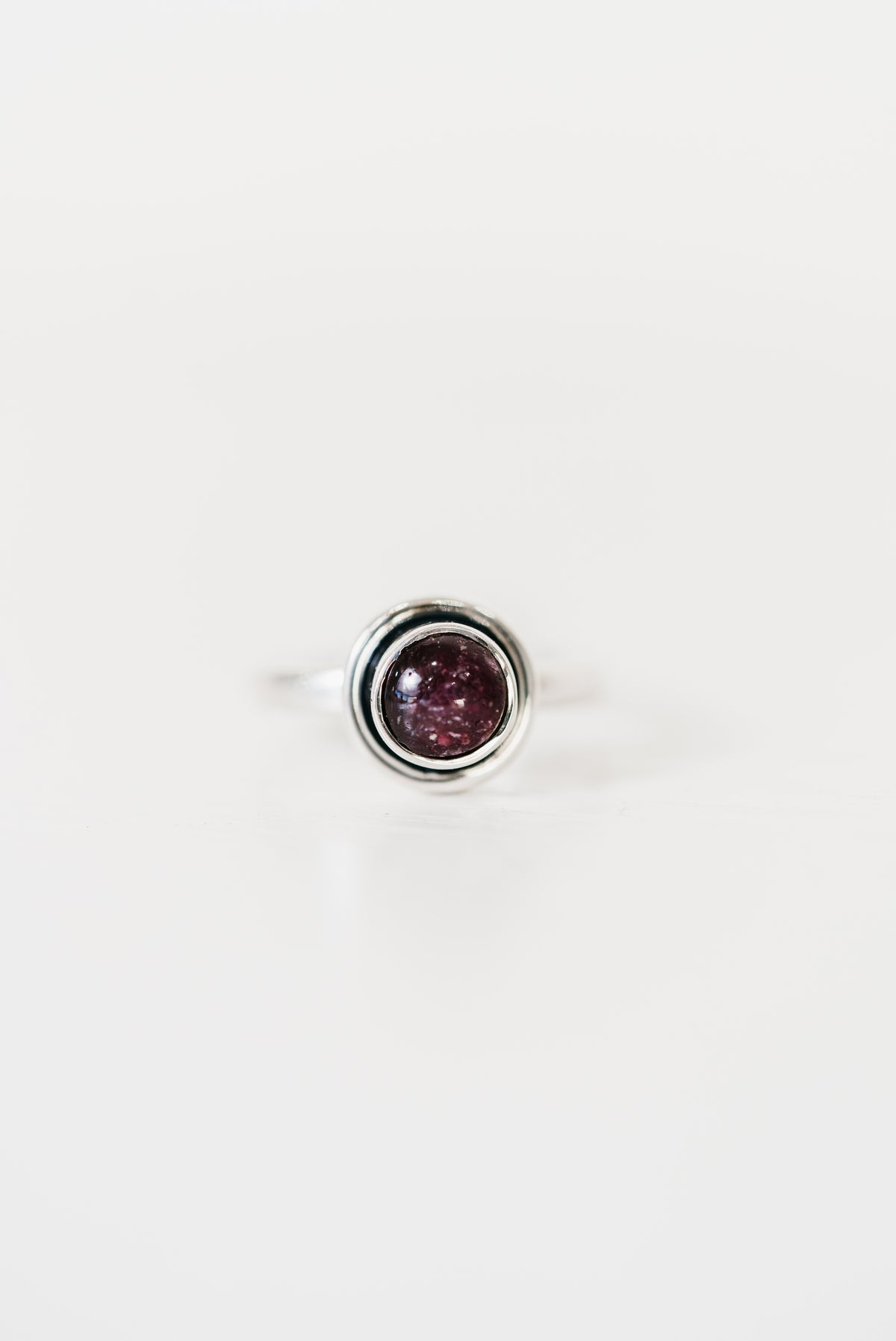 Ivania Ring | Ruby