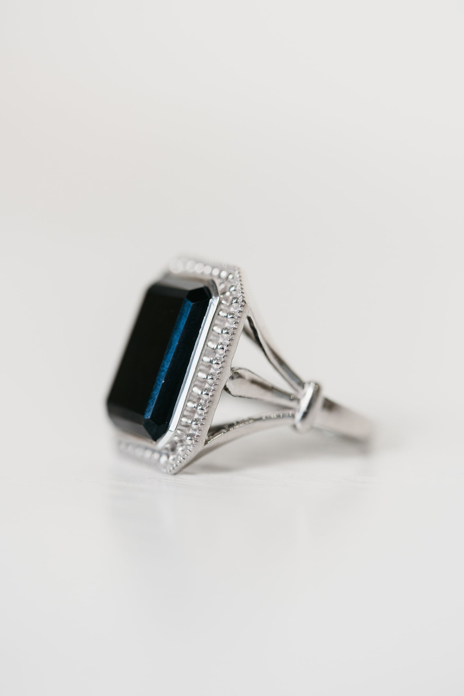 Callan Ring | Black Spinel