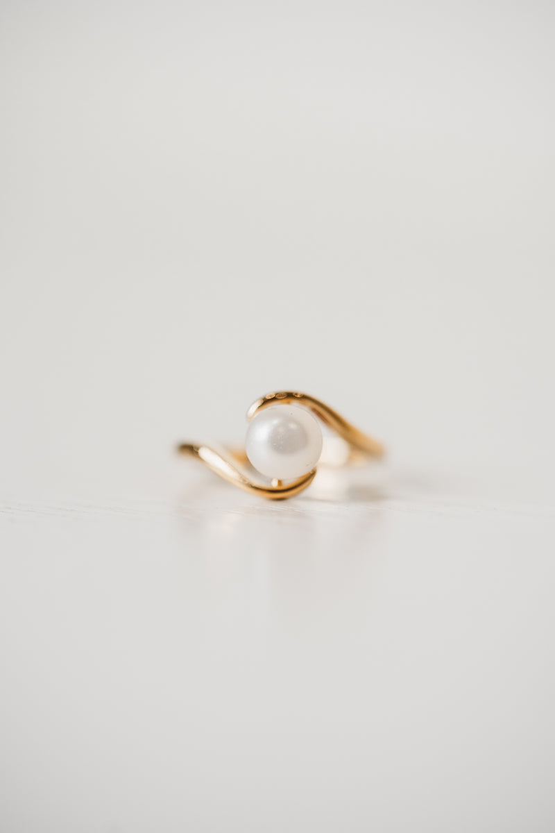 Asha Ring | Pearl