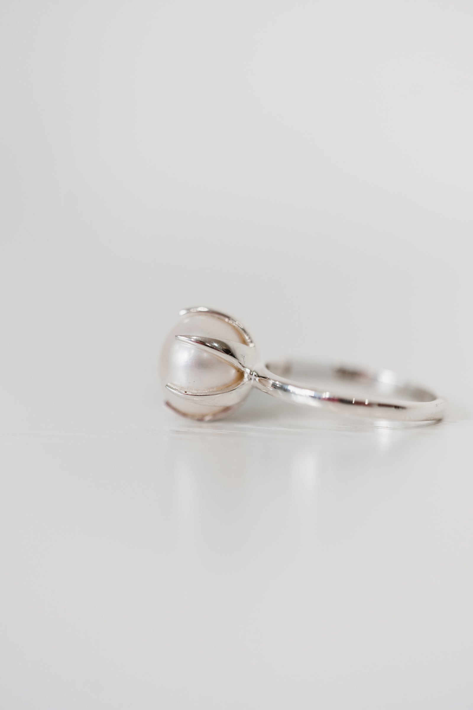 Swan Ring | Pearl