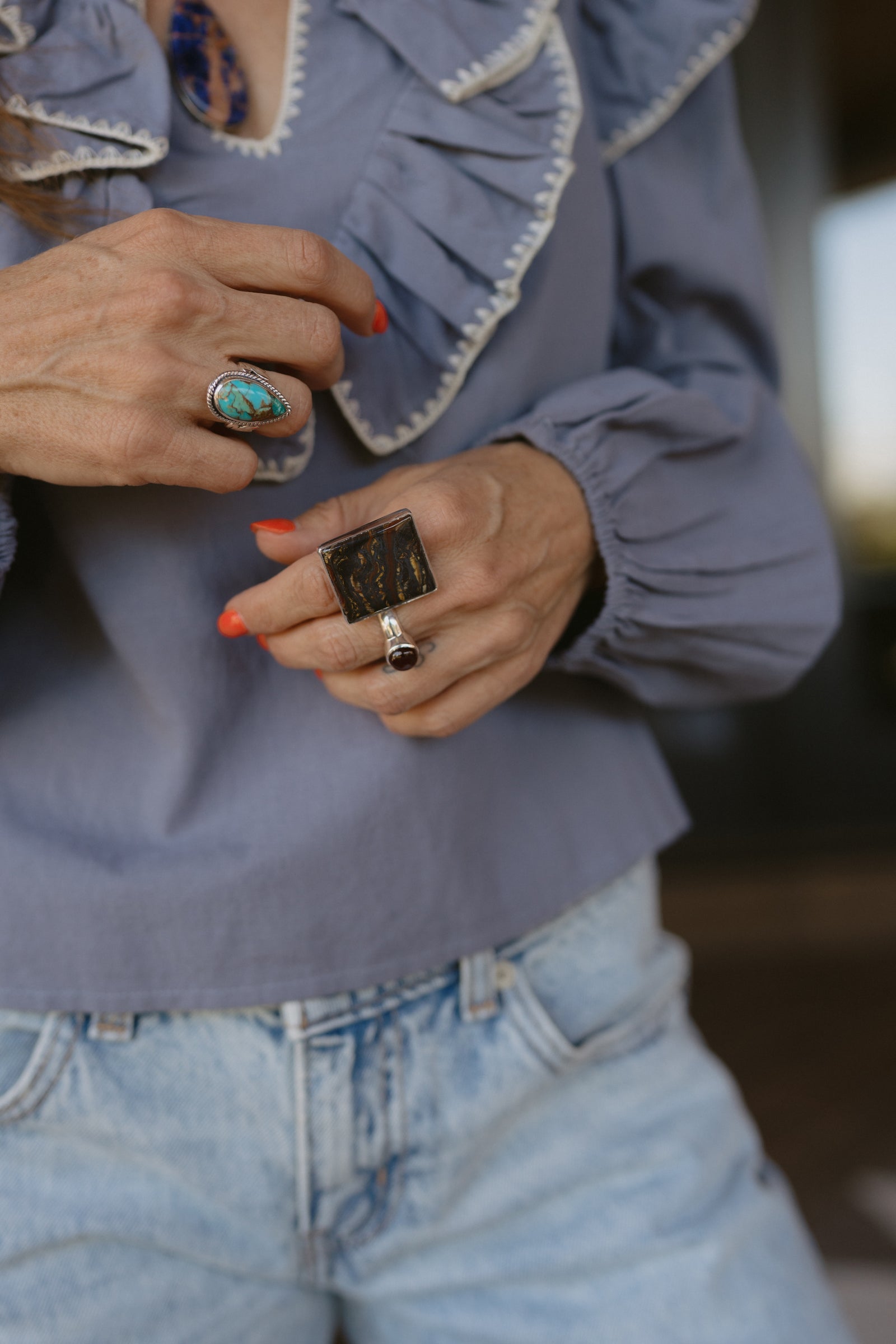 Shera Ring | Hassonite