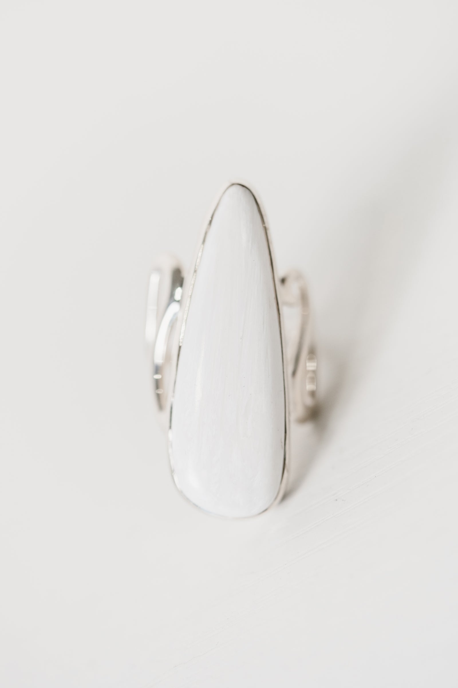 Henrietta Ring | Scolecite