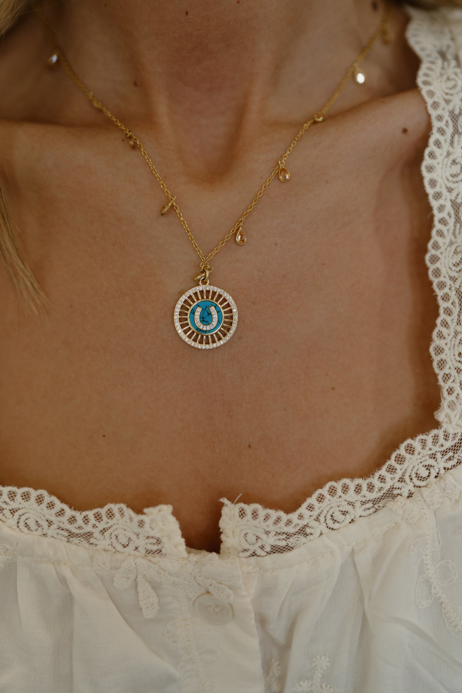 Horseshoe Glam Necklace
