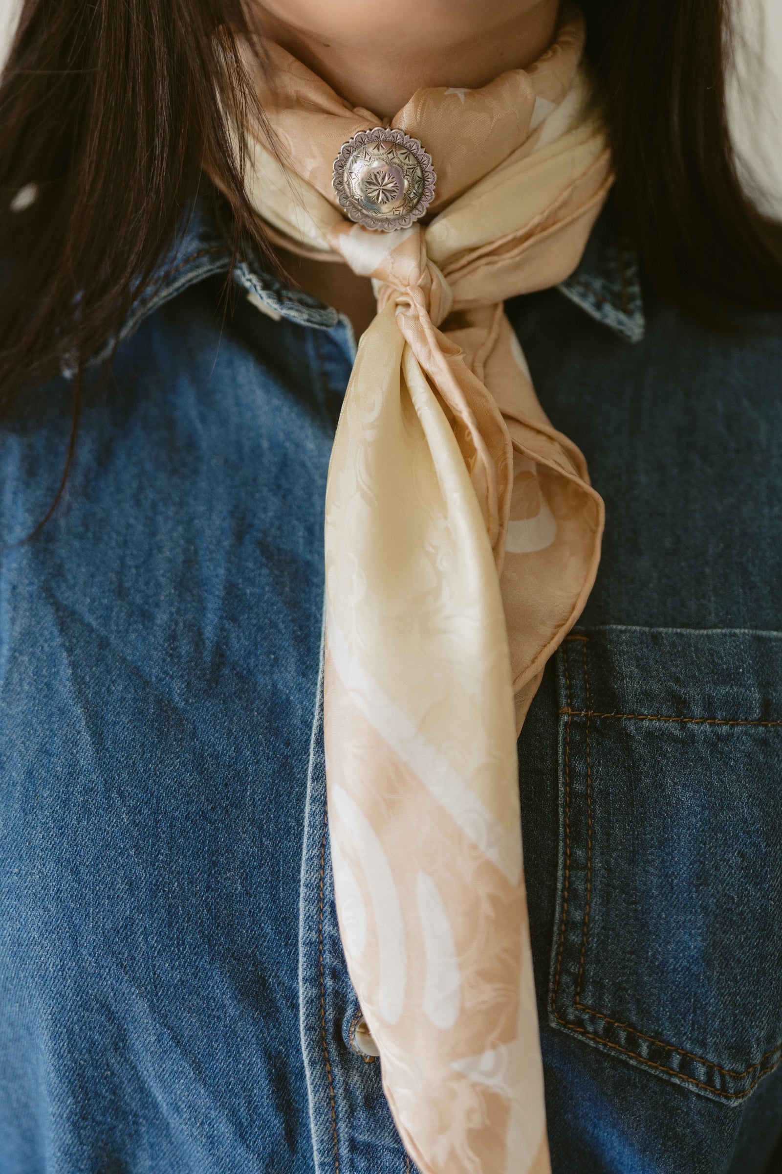 Gallup Lace Scarf Slider