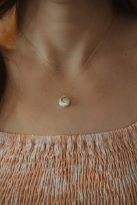 Pearl and Moon Necklace | Gold