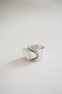 Luxe Ring | Pearl