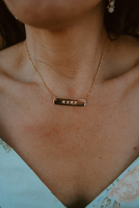 Mama Bar Necklace | Gold
