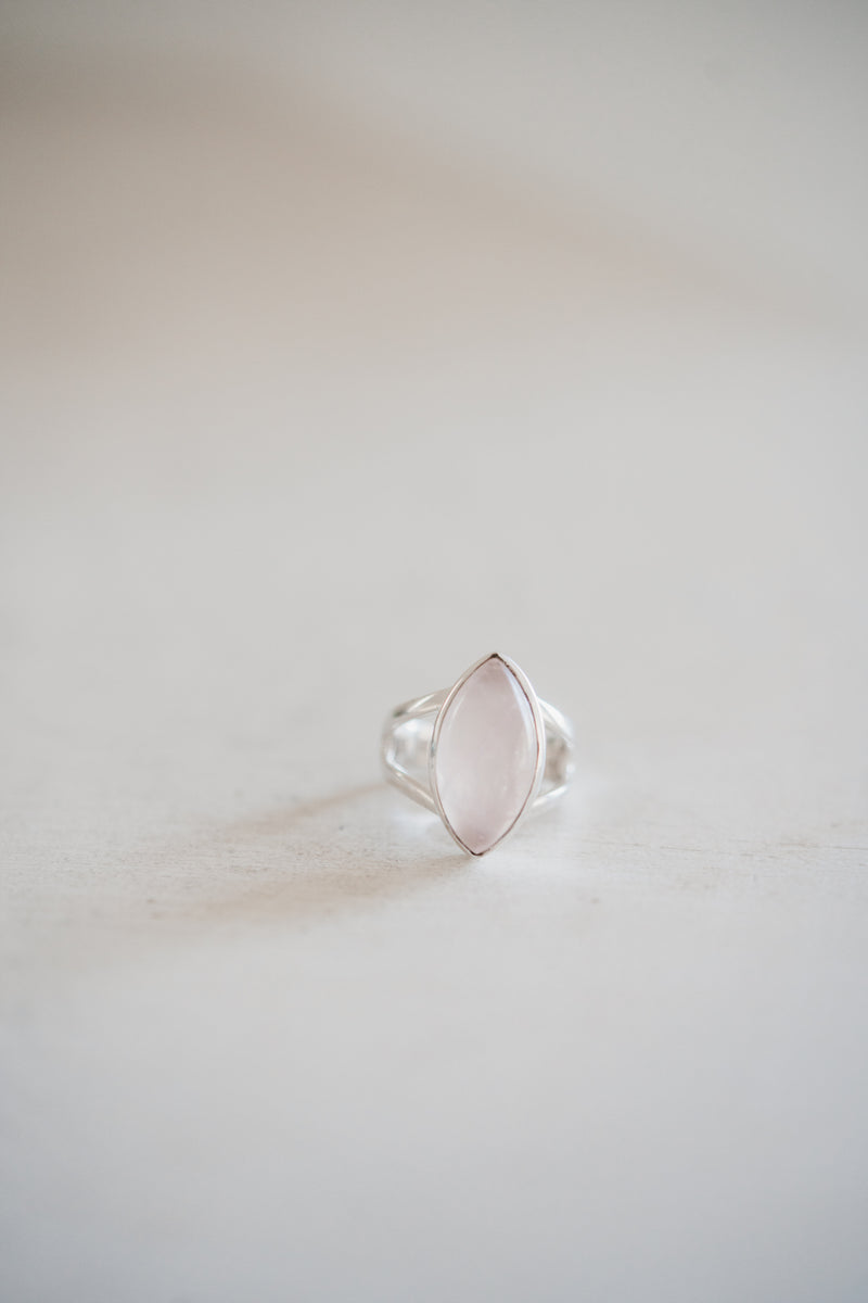 Mally Ring | Rose Quartz