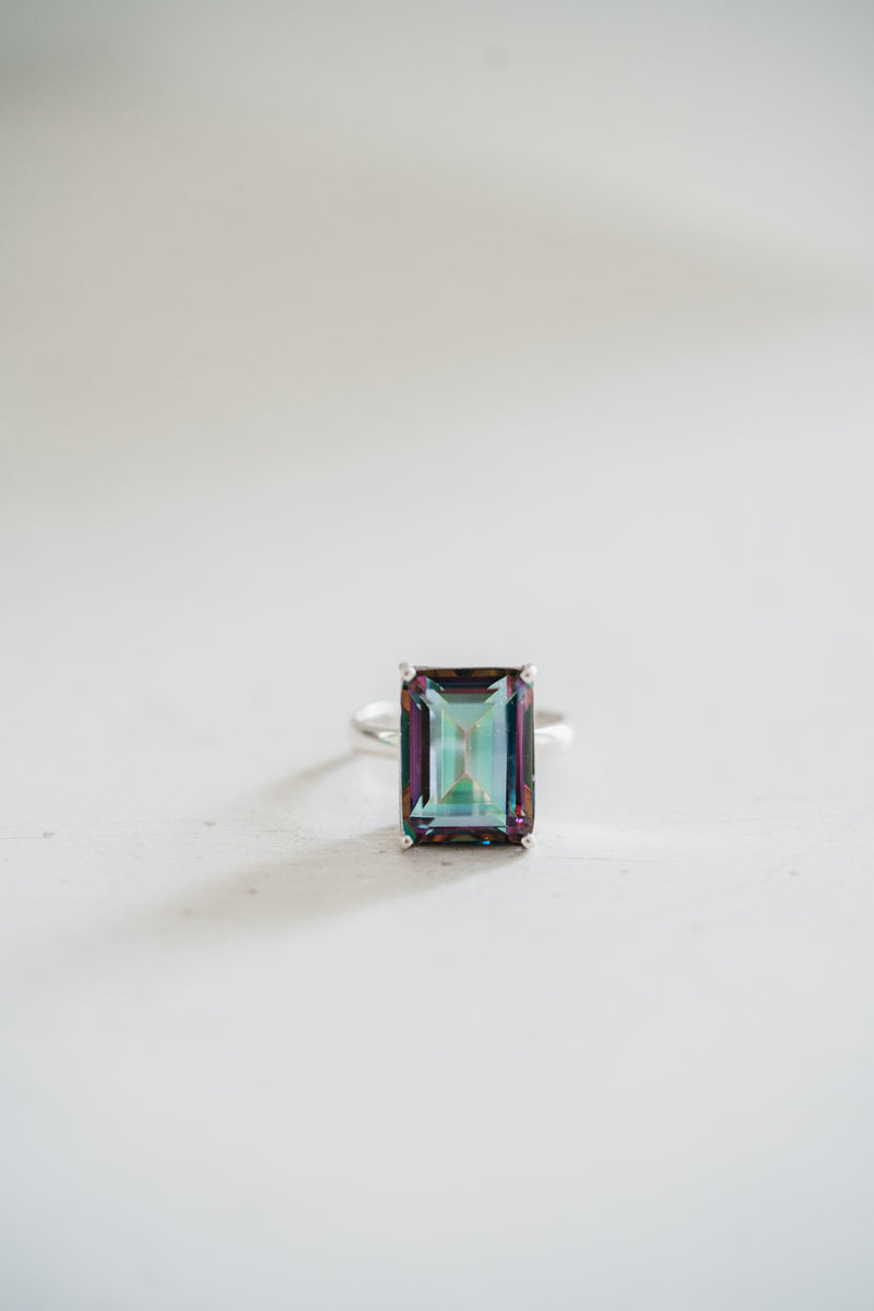 Lola Ring | Mystic Quartz