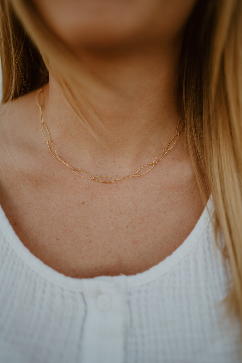 Etched Shelly Necklace | #2